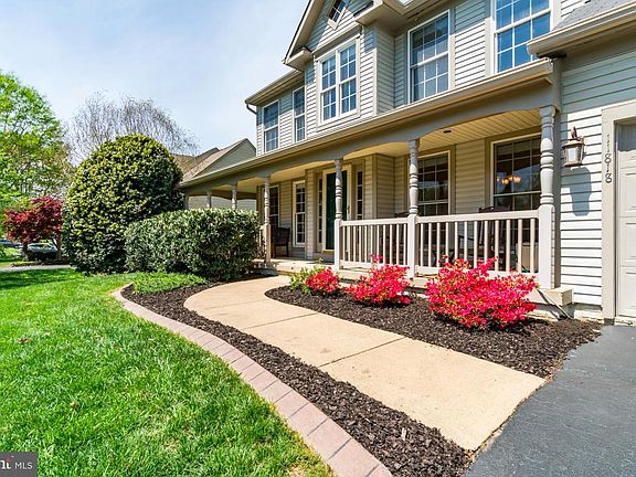 2nd image of 11818 Kingswood Blvd