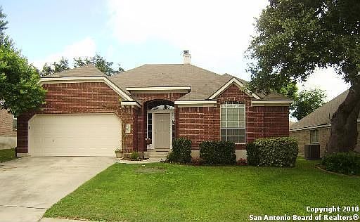 1st image of 2592 Cove Trl