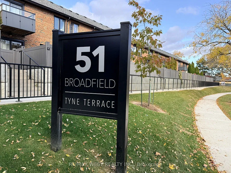 51 Broadfield Dr #43