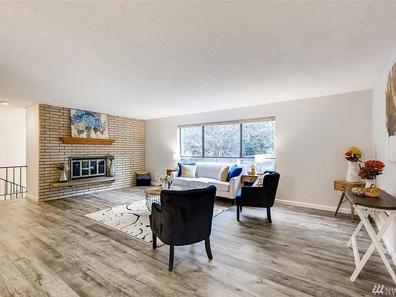 5th image of 4818 95th Ave W