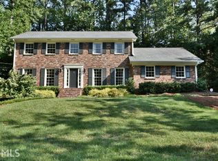 1652 N Springs Dr, Dunwoody, GA 30338