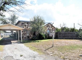 108 E Eagle Pass St, Alpine, TX 79830