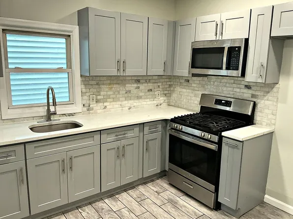 546 Livingston St, Elizabeth, NJ 07206