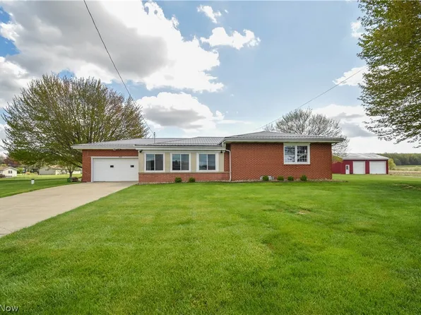 4238 Ridge Rd, Cortland, OH 44410