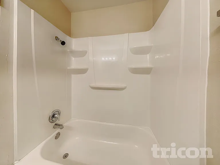 711 Darnel Dr — Photo 13