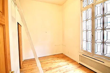 Rented by Street Realty Brokerage LLC