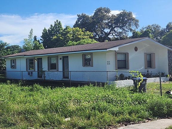 3rd image of 836 NW 98th St #836