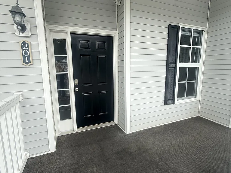 5034 Belleglen Ct #201 — Photo 3