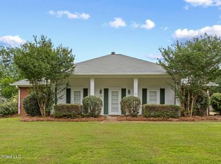 707 Spring Hill Dr, Madison, MS 39110