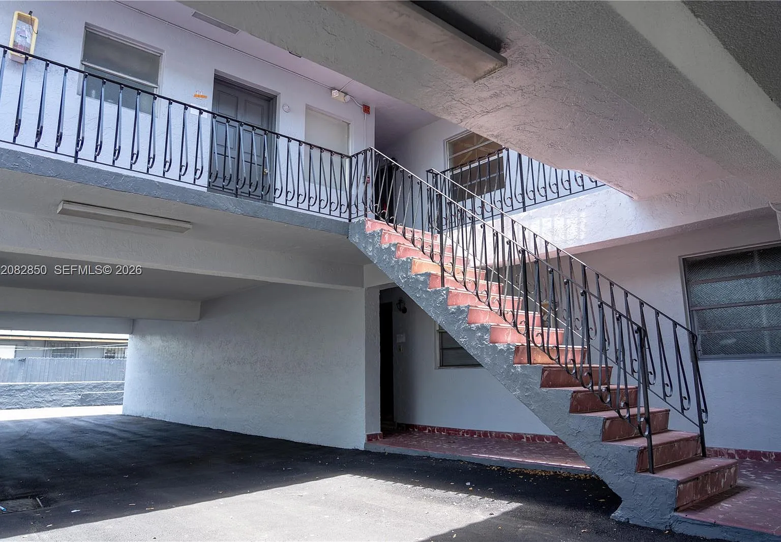 Trojan Park Amd Pl — Photo 4