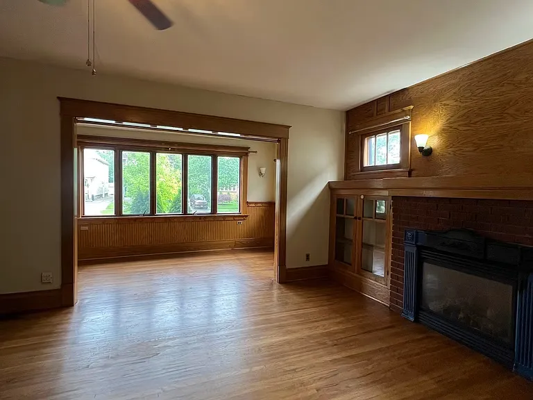 310 Colvin Ave — Photo 4