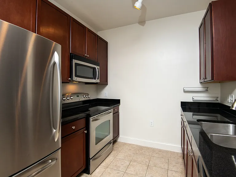 1391 Pennsylvania Ave SE #258 — Photo 14
