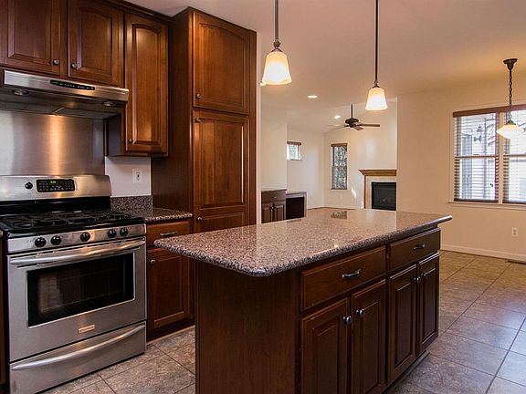 2nd image of 1614 Westminster Pl