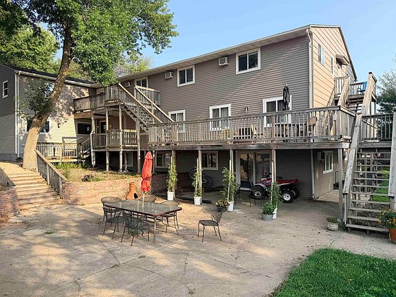 2nd image of 2212 Okoboji Ave