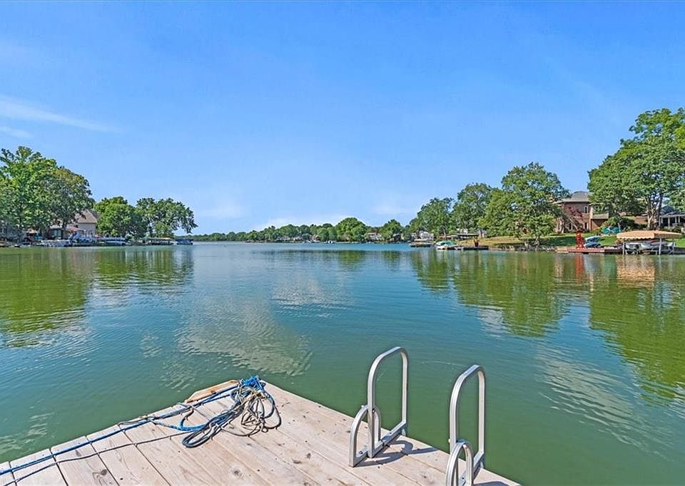 84 Anchor Dr, Lake Tapawingo, MO 64015 MLS 2442557 Zillow