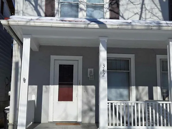 342 E Piccadilly St, Winchester, VA 22601