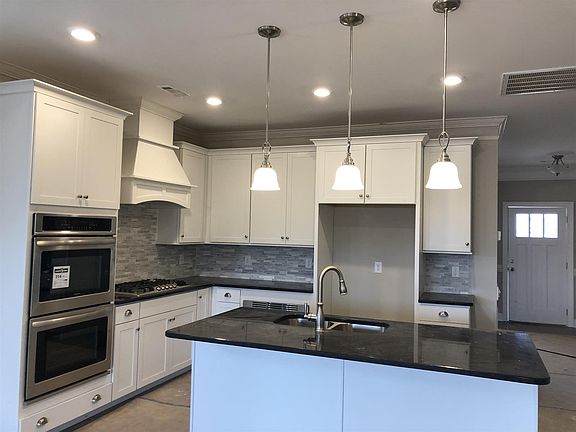 4th image of 165 Beulah Rose Dr #165