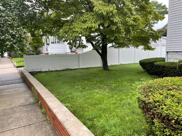 96 Bowen Ave, Medford, MA