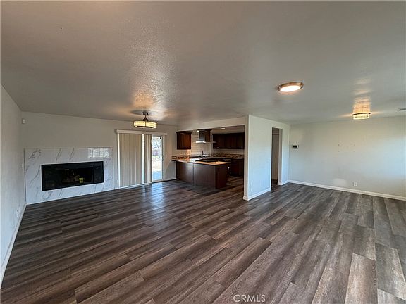 3rd image of 17600 Orange St