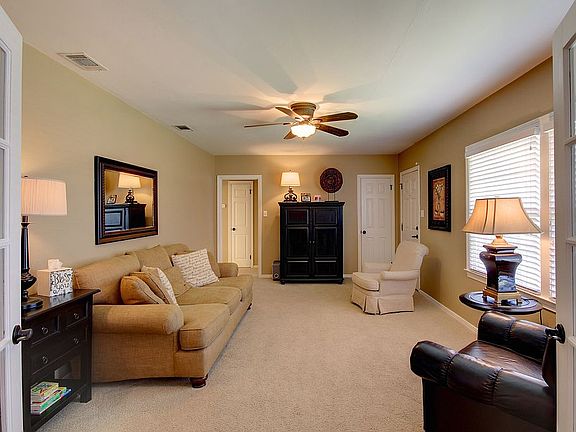 2nd image of 455 E Richardson Dr