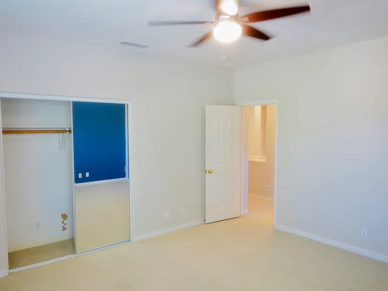 22 Artisan St — Photo 12
