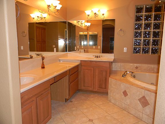 4th image of 12547 W Acacia Ln