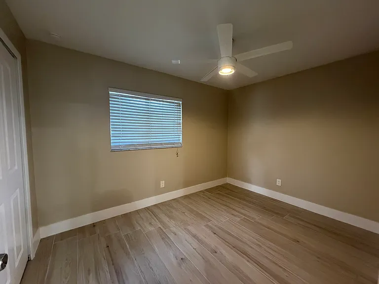 4327 SW 7th Pl #4327 — Photo 12