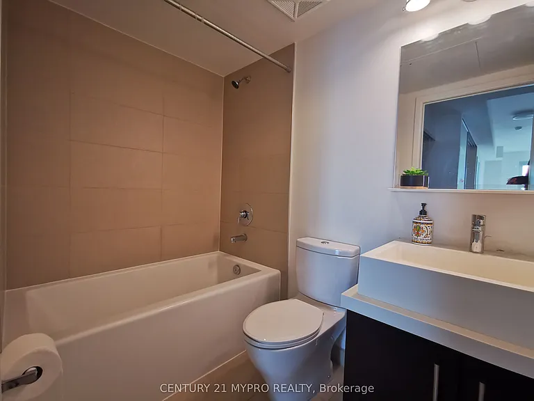 65 Saint Mary St #2405 — Photo 14