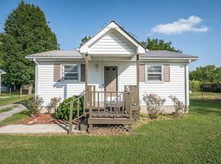 718 Fisher Ave, Smithville, TN 37166