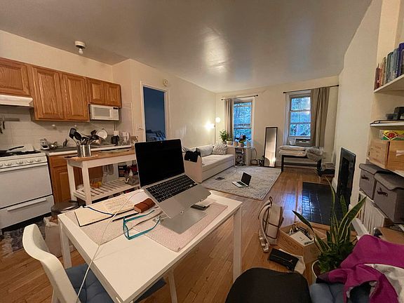 2nd image of 311 E 52nd St APT 4B
