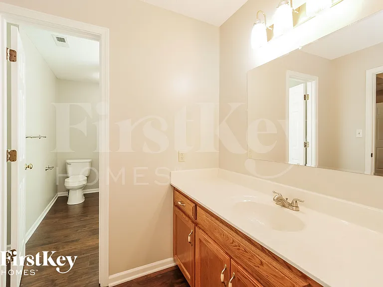16110 Spring Valley Rd — Photo 11