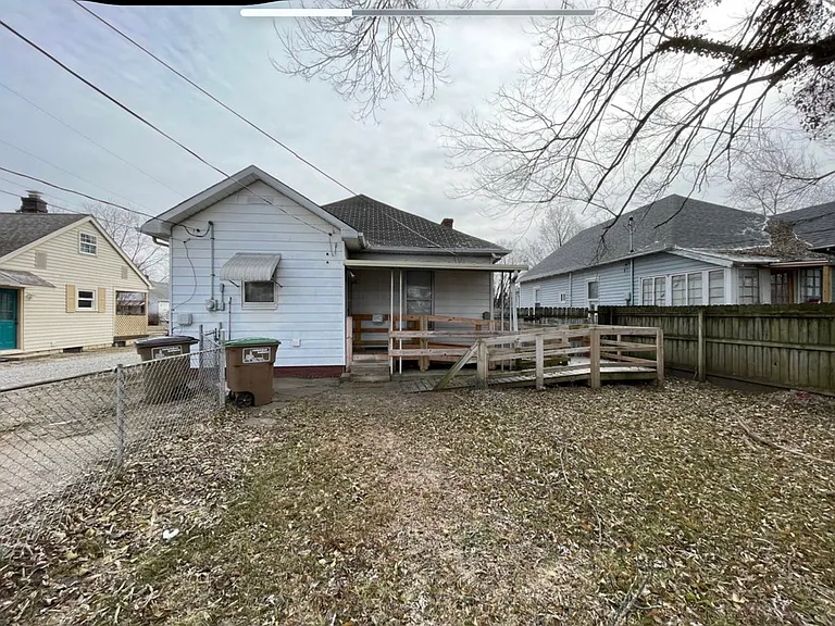 1028 Pennsylvania St — Photo 14