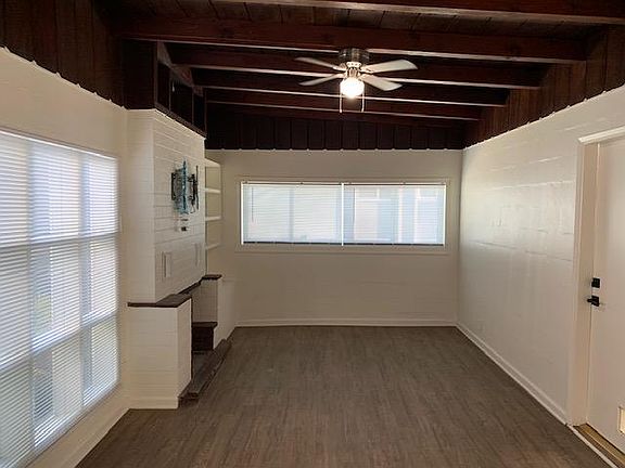 3rd image of 2272 Pierpont Blvd APT A