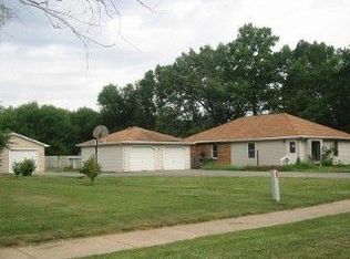 276 S Division St, Braidwood, IL 60408