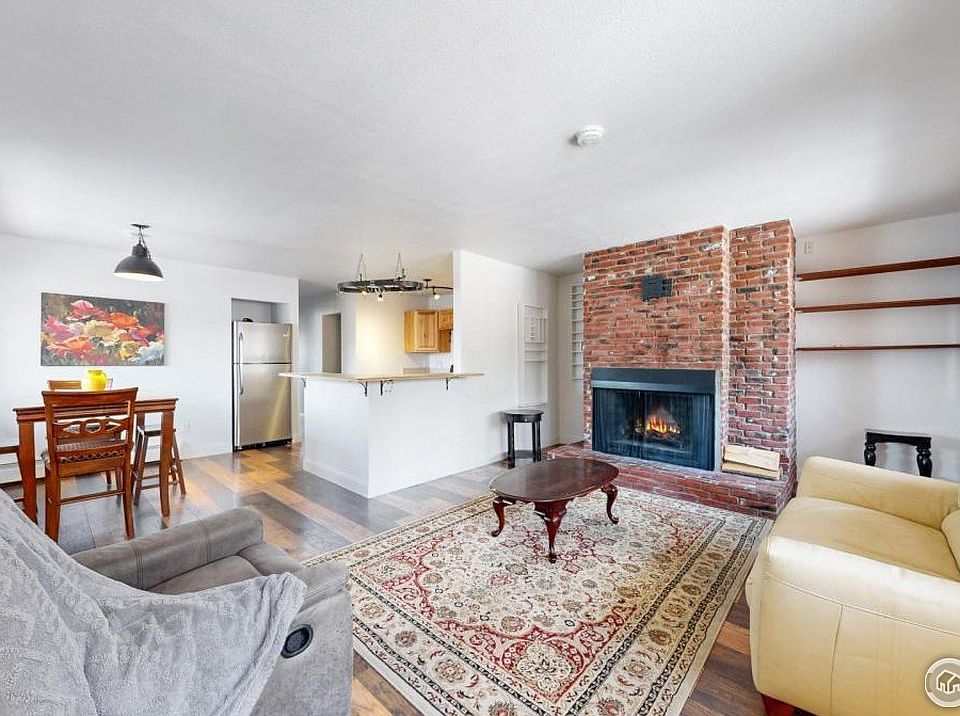 1st image of 603 Aspen Ave #B4