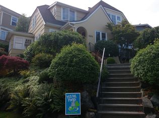 6424 E Green Lake Way N, Seattle, WA 98103