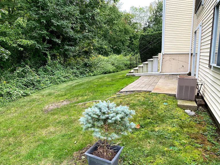 46 Village Brook Ln #2 — Photo 28