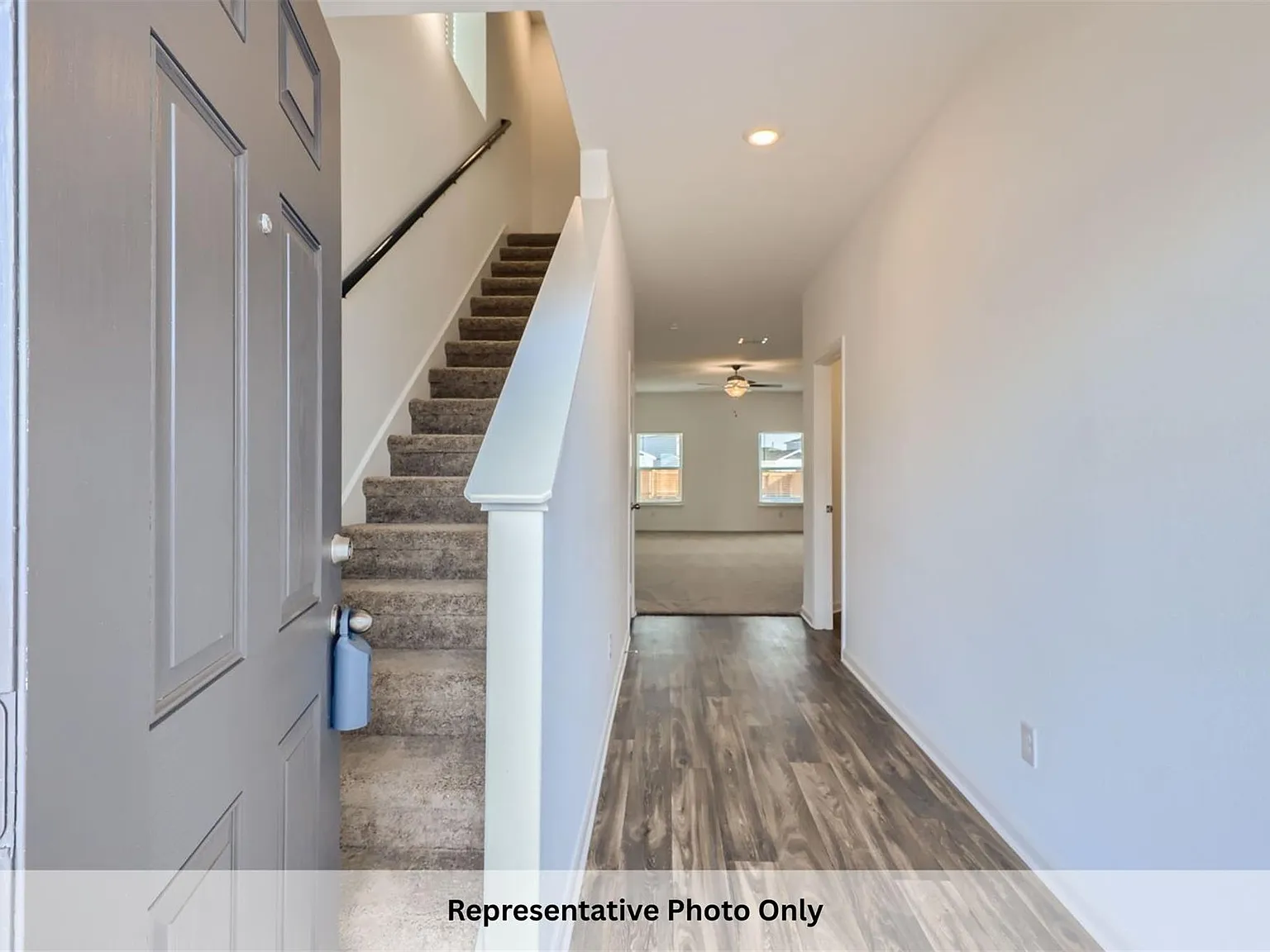 4 bed, 2.5 bath, 2350 sqft, $1,995 — Photo 2
