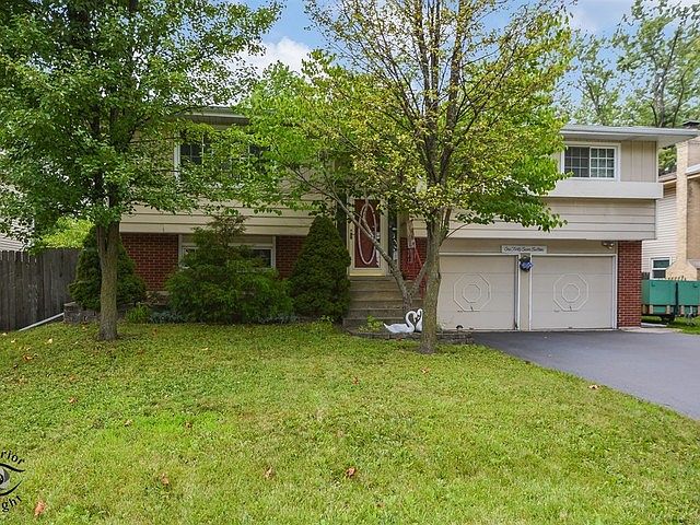 1st image of 14716 Holly Ct
