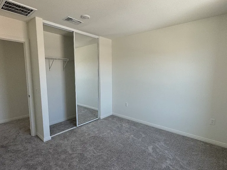 4646 Florence Dr — Photo 15