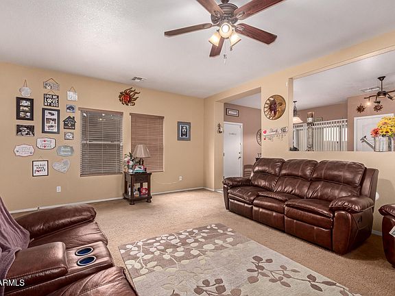 5th image of 806 N 111TH Drive
