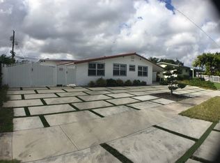 1820 SW 70th Ave, Miami, FL 33155