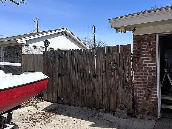 2nd image of 161 Rhoades St