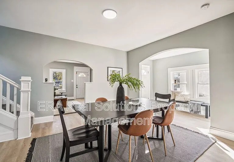 105 Rodgers Ave — Photo 10