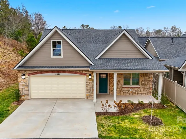 831B Wynnshire Dr, Hickory, NC 28601