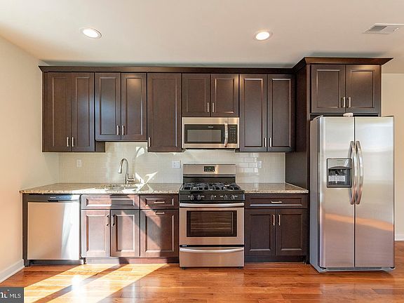 2nd image of 1326 S 21st St #B