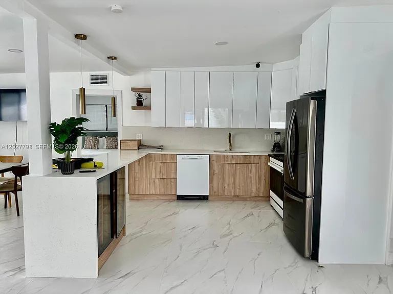415 NW 133rd St — Photo 38