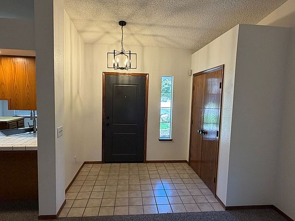 4th image of 5933 W Iris Ct