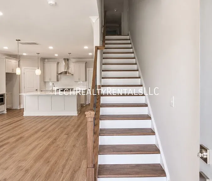 4638 Dogwood Pl #1 — Photo 3