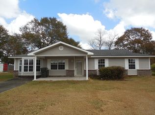 2621 Robindale Dr, Dothan, AL 36305